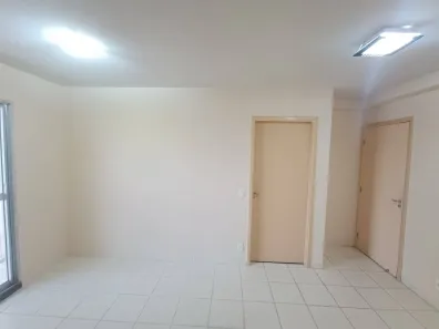 Apartamento com 2 Quartos para alugar, 51m² no Jardim Maria Inês, Aparecida de Goiânia