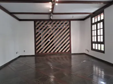 Imóvel Comercial com 8 Quartos para alugar, 300m² no Funcionários, Belo Horizonte