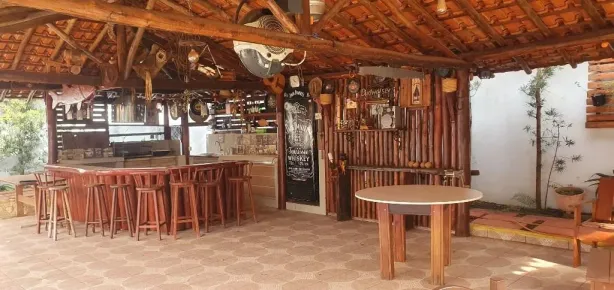 Fazenda/Sítio com 4 Quartos à venda, 450m² no Centro, Iacanga