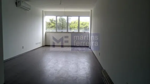 Ponto Comercial para alugar, 30m² no Recreio dos Bandeirantes, Rio de Janeiro