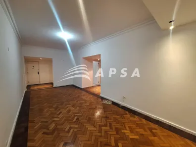 Apartamento com 3 Quartos para alugar, 119m² no Leme, Rio de Janeiro