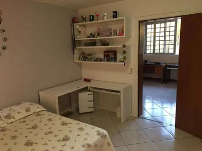 Casa com 4 Quartos à venda, 390m² no Park Way, Brasília