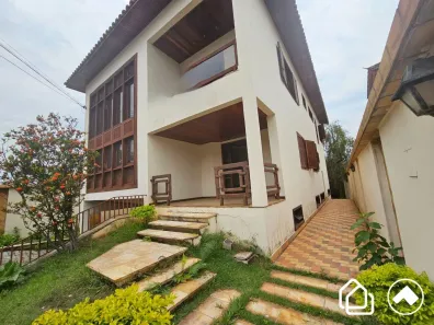 Casa com 8 Quartos para alugar, 640m² no Santa Tereza, Belo Horizonte