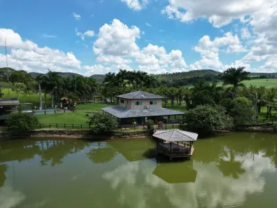 Fazenda/Sítio com 4 Quartos à venda, 1000m² no Área Rural de Inhumas, Inhumas