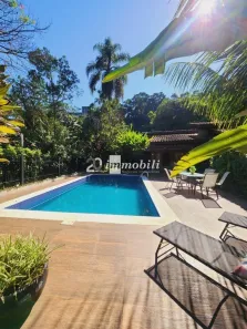 Casa de Condomínio com 4 Quartos para venda ou aluguel, 320m² no Chácara dos Lagos, Carapicuíba