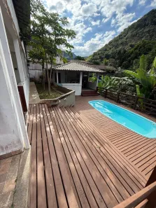 Fazenda/Sítio com 4 Quartos à venda, 1000m² no Centro, Casimiro de Abreu