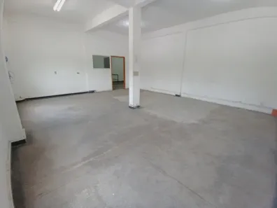 Prédio Comercial para alugar, 1231m² no Nossa Senhora das Graças, Manaus