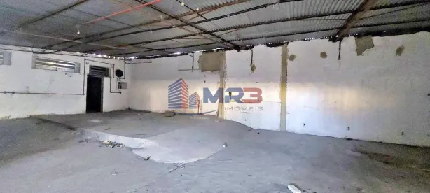 Galpão/Depósito/Armazém à venda, 369m² no Taquara, Rio de Janeiro