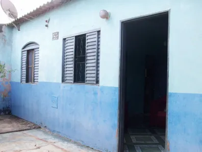 Casa com 2 Quartos à venda, 70m² no Samambaia Sul, Brasília