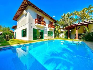 Casa de Condomínio com 3 Quartos à venda, 227m² no Balneário Praia do Pernambuco, Guarujá