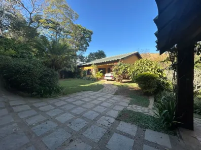 Casa com 4 Quartos para alugar, 300m² no Pedro do Rio, Petrópolis