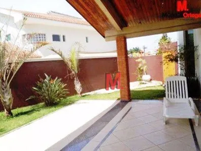 Casa de Condomínio com 4 Quartos à venda, 800m² no Rancho Dirce, Sorocaba