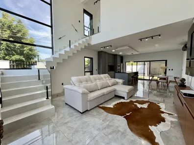 Sobrado com 2 Quartos à venda, 229m² no Centro, Nova Santa Rita