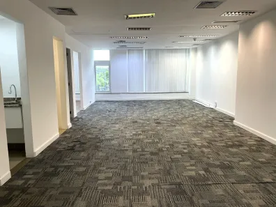 Sala Comercial para alugar, 80m² no Barra Olímpica, Rio de Janeiro