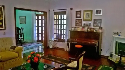 Casa com 3 Quartos à venda, 557m² no Centro, Araçoiaba da Serra