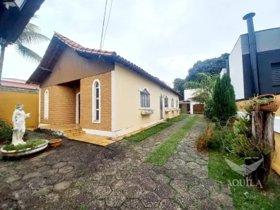 Casa com 4 Quartos para venda ou aluguel, 200m² no Vila Colorau, Sorocaba