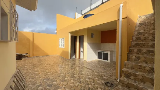 Casa com 4 Quartos à venda, 231m² no Alvorada, Manaus
