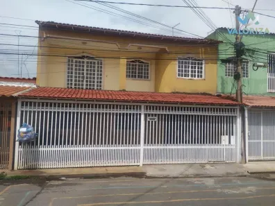 Sobrado com 4 Quartos à venda, 236m² no Ceilândia Sul, Brasília