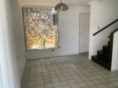 Sobrado com 5 Quartos à venda, 200m² no Candeias, Jaboatão dos Guararapes