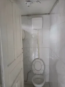 Galpão/Depósito/Armazém com 2 Quartos para alugar, 130m² no Jacarepaguá, Rio de Janeiro