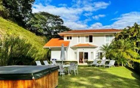 Casa de Condomínio com 4 Quartos para venda ou aluguel, 436m² no Pedro do Rio, Petrópolis
