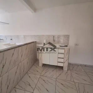 Casa com 2 Quartos para alugar, 52m² no Taboão, Diadema