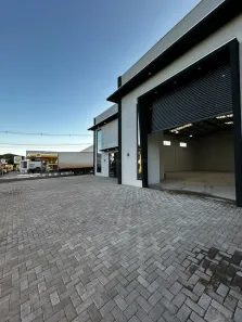 Prédio Comercial para alugar, 400m² no Jardim Custodio, Marialva