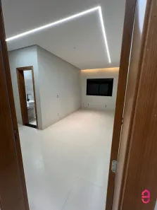 Casa de Condomínio com 3 Quartos à venda, 249m² no Vila Rosa, Goiânia