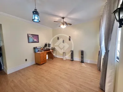 Casa de Condomínio com 5 Quartos à venda, 203m² no Fazenda Petrópolis - Residencial Monte Verde, Goiânia