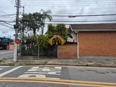 Casa com 3 Quartos à venda, 250m² no Vila São Geraldo, Taubaté