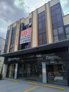 Prédio Residencial para alugar, 980m² no Chapada, Manaus
