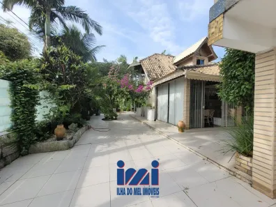 Casa com 3 Quartos à venda, 280m² no Flórida, Matinhos