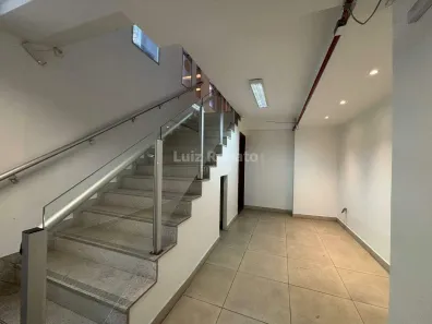 Sala Comercial para alugar, 210m² no Funcionários, Belo Horizonte