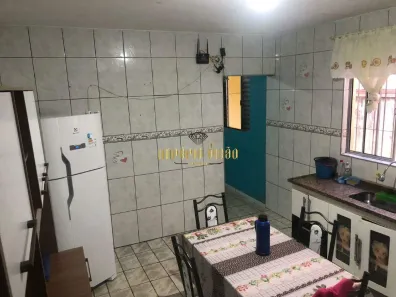 Casa com 2 Quartos para alugar, 66m² no Jardim Ikeda, Suzano