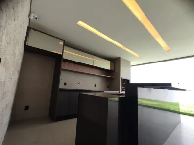 Sobrado com 3 Quartos para alugar, 600m² no Taguatinga Centro, Brasília