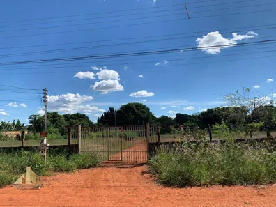 Fazenda/Sítio com 3 Quartos à venda, 5000m² no Chácara Lourdes Meireles, Valparaíso de Goiás