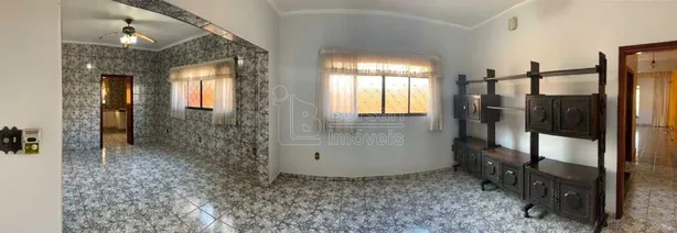 Sobrado com 3 Quartos à venda, 154m² no Centro, Araraquara