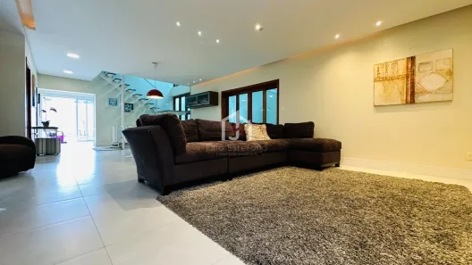Casa de Condomínio com 3 Quartos à venda, 350m² no Jardim das Nações, Taubaté