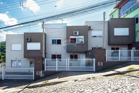 Sobrado com 2 Quartos à venda, 75m² no Rincão dos Ilhéus, Estância Velha