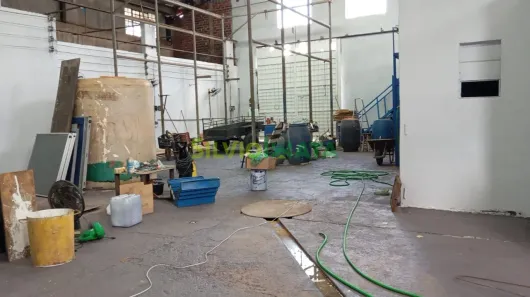 Galpão/Depósito/Armazém com 2 Quartos para alugar, 600m² no Paiçandu, Paiçandu