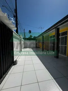 Casa com 3 Quartos à venda, 178m² no Nossa Senhora das Graças, Manaus