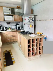 Sobrado com 4 Quartos à venda, 173m² no Parque da Matriz, Cachoeirinha