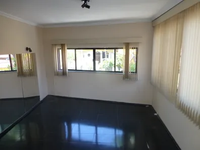Apartamento com 3 Quartos para alugar, 90m² no Centro, Nova Iguaçu