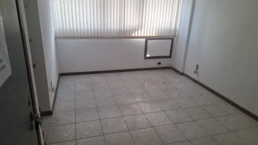 Sala Comercial à venda, 18m² no Brotas, Salvador