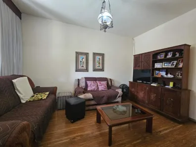Casa com 4 Quartos à venda, 205m² no Cardoso (Barreiro), Belo Horizonte