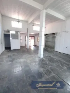 Ponto Comercial para alugar, 80m² no Carangola, Petrópolis
