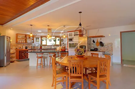 Casa com 4 Quartos à venda, 2100m² no Buenos Aires, Guarapari