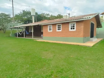 Casa de Condomínio com 3 Quartos para alugar, 250m² no Condomínio Porta do Sol, Mairinque