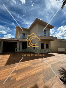 Sobrado com 4 Quartos para venda ou aluguel, 400m² no Plano Diretor Norte, Palmas