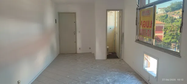Sala Comercial para alugar, 14m² no Zé Garoto, São Gonçalo